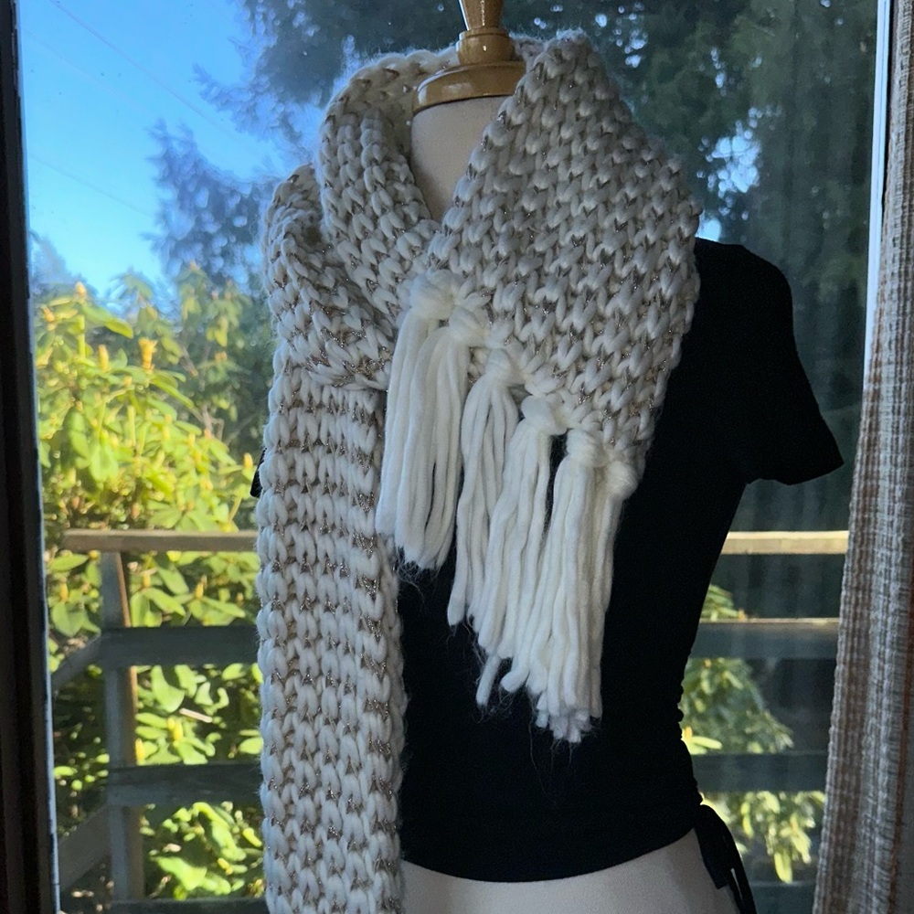 Mixit • Long Cozy Full Knit Scarf - Picture 11 of 11